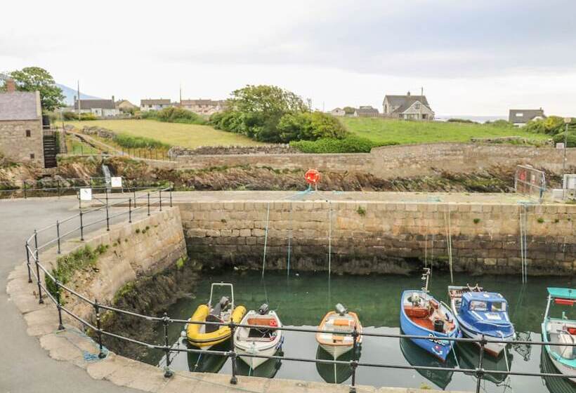 1 The Moorings