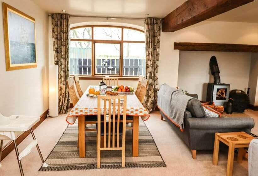 Hurdles Cottage