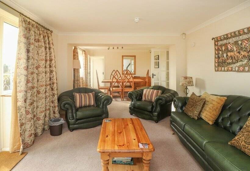 Knights Cottage