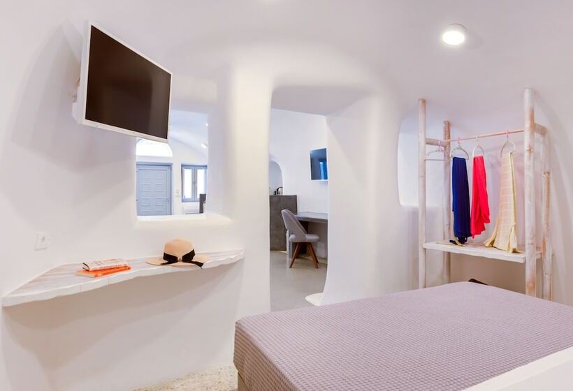 Pension Oia Angle Cavehouse