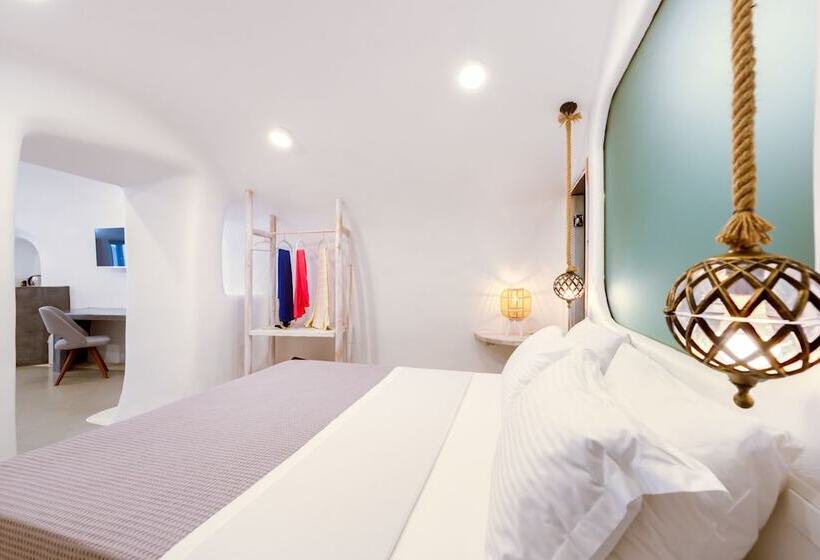 Pension Oia Angle Cavehouse