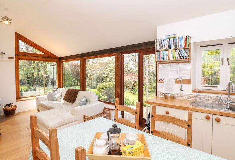 Puffin Cottage