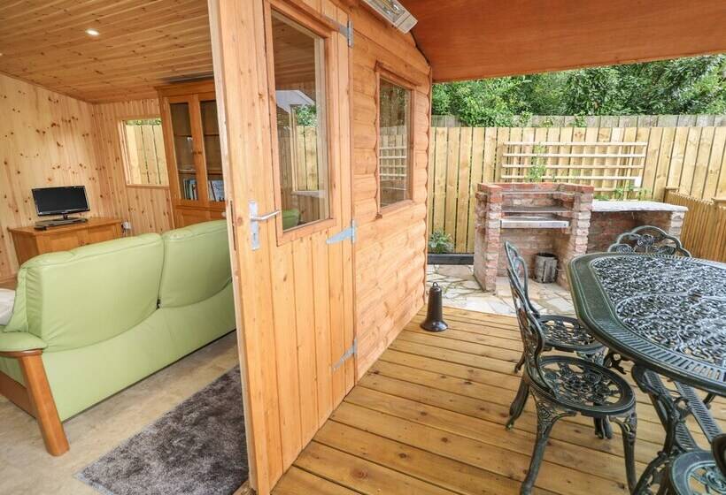 Quiet Waters Cottage