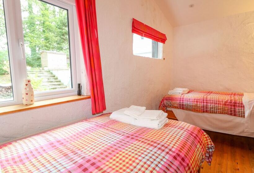 Quiet Waters Cottage