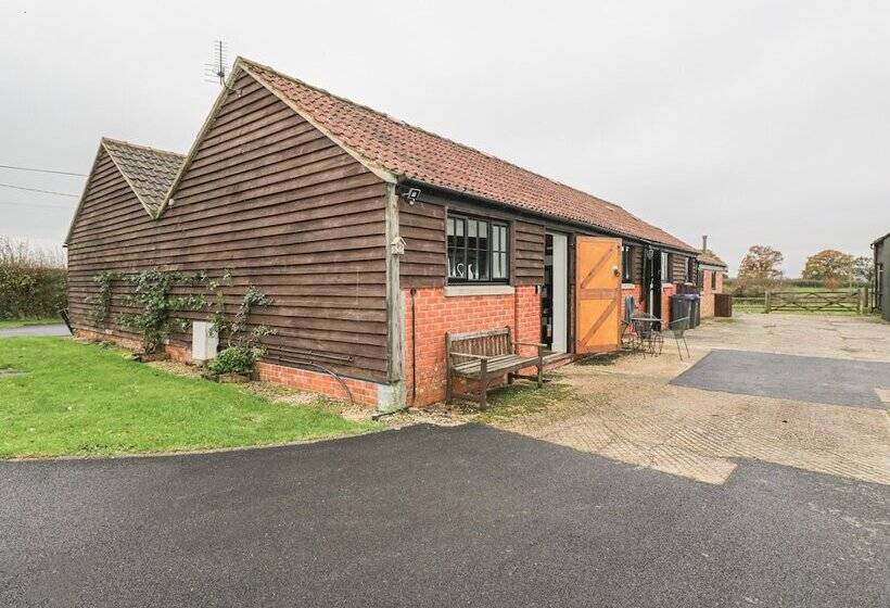 The Cider Barn