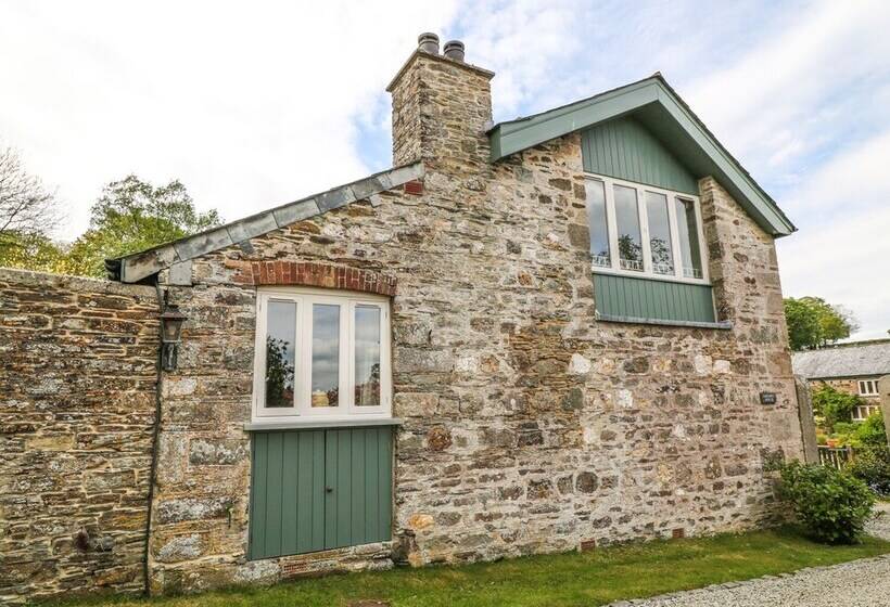 The Groom S House