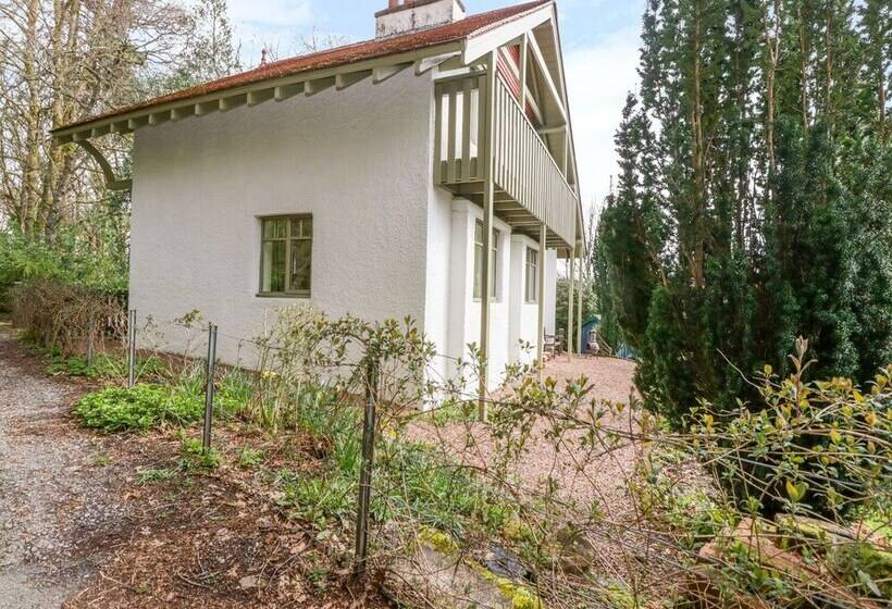 Tower Lodge
