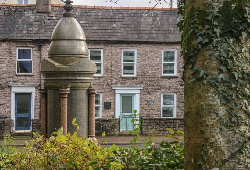 Bay Leaf Cottage