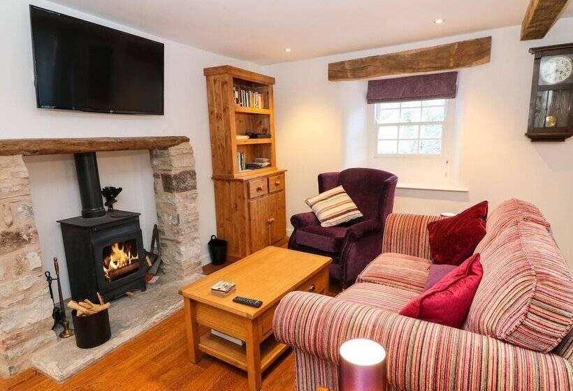 Linden Cottage