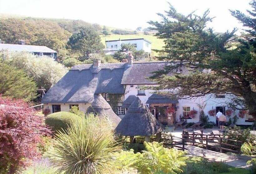 Warmwell Lodge
