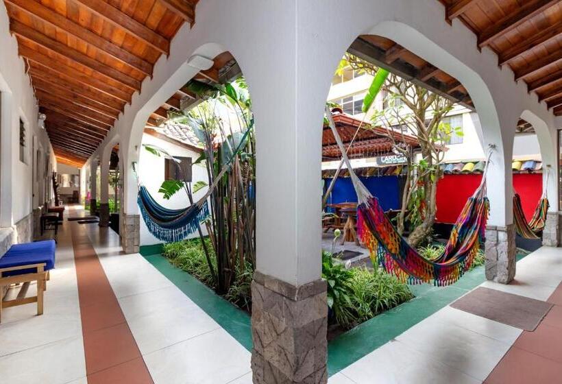 هاستل Santa Cruz Backpackers Hostal