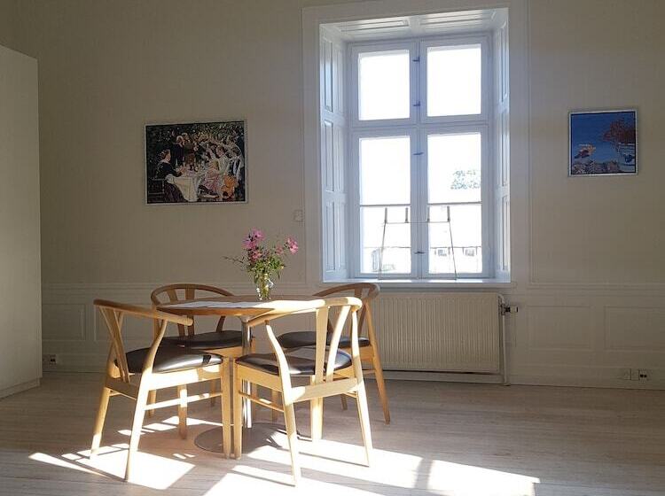 تختخواب و صبحانه Hesede Hovedgård