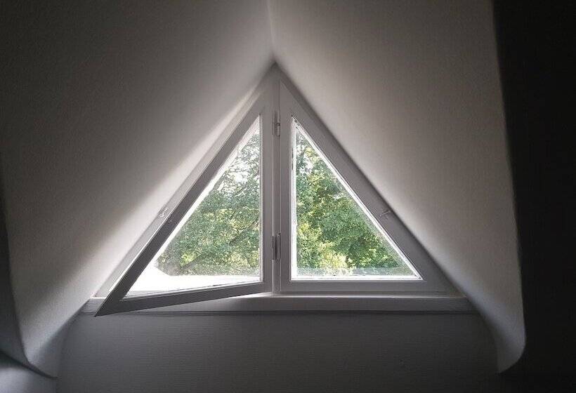 تختخواب و صبحانه Hesede Hovedgård