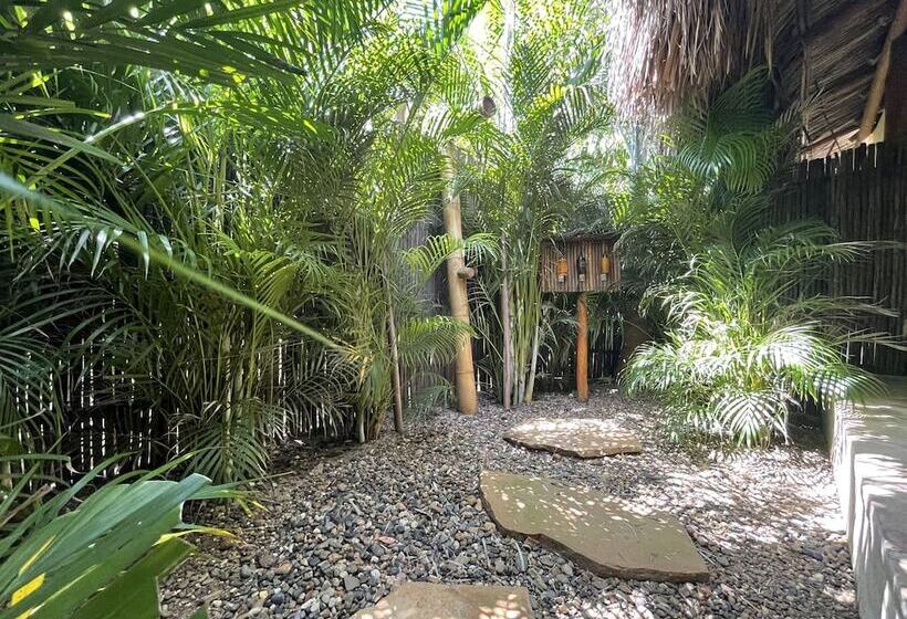 هتل Ecoxata  Adults Only