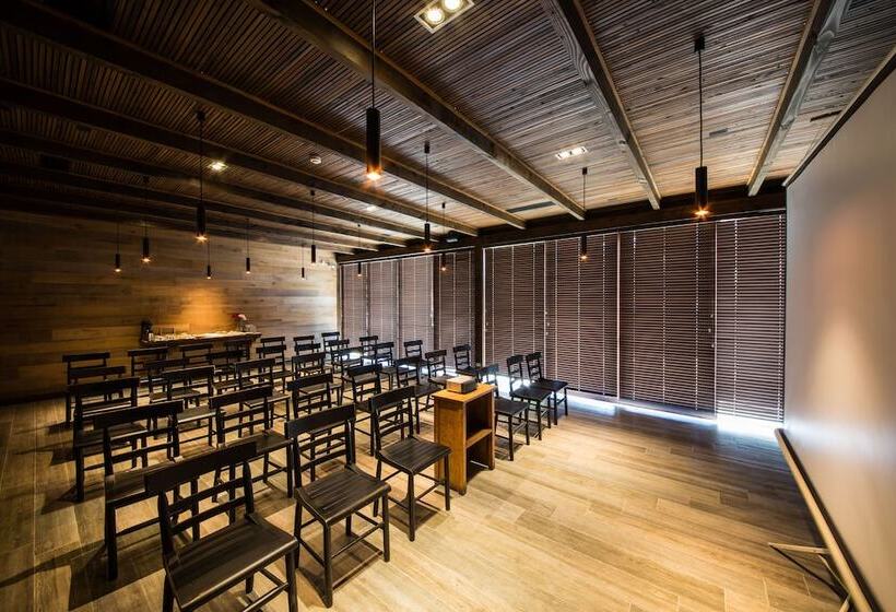 ホテル La Casona At Matetic Vineyards