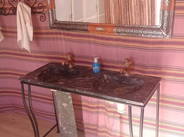 هتل Merzouga Camp Nomad