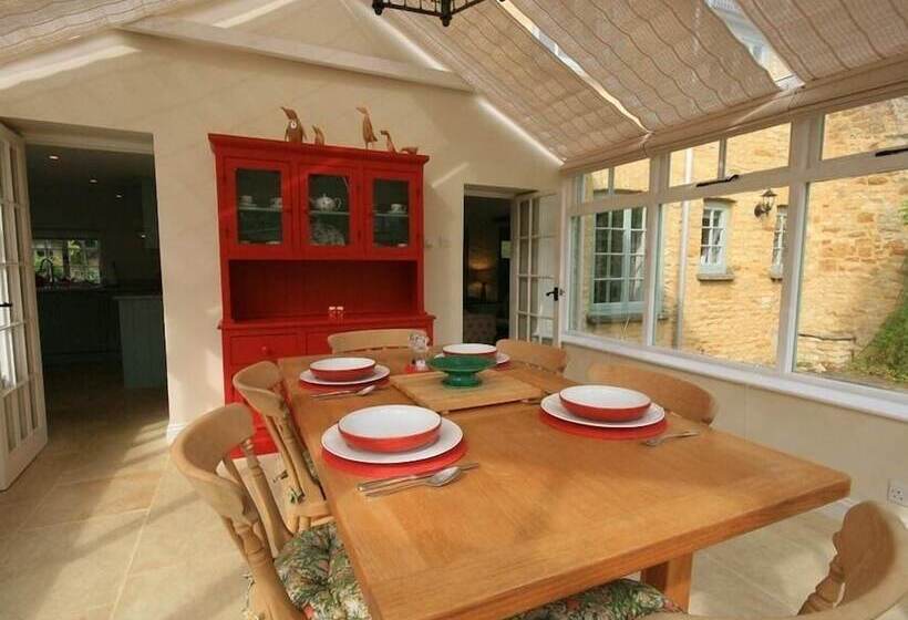 Keen Cottage