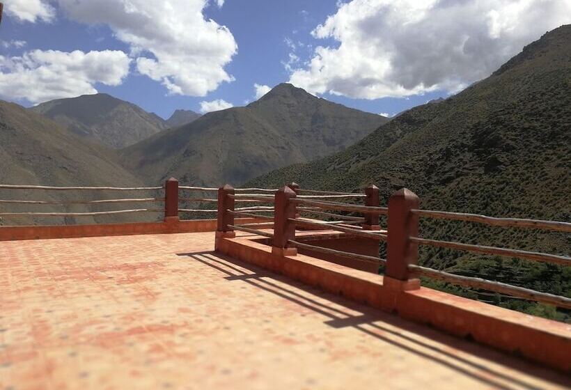 پانسیون Auberge Matat