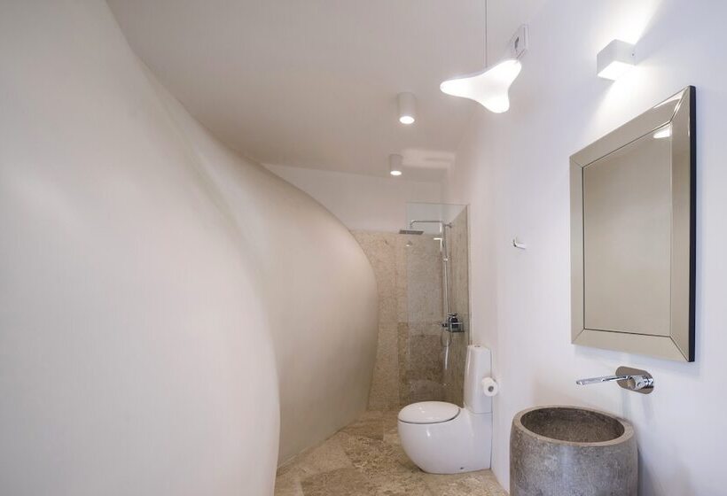 پانسیون Beachfront Villa The Cloud