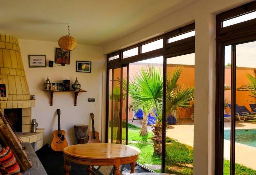 پانسیون Dar Iziki