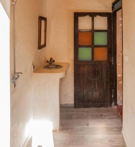 پانسیون Dar Iziki