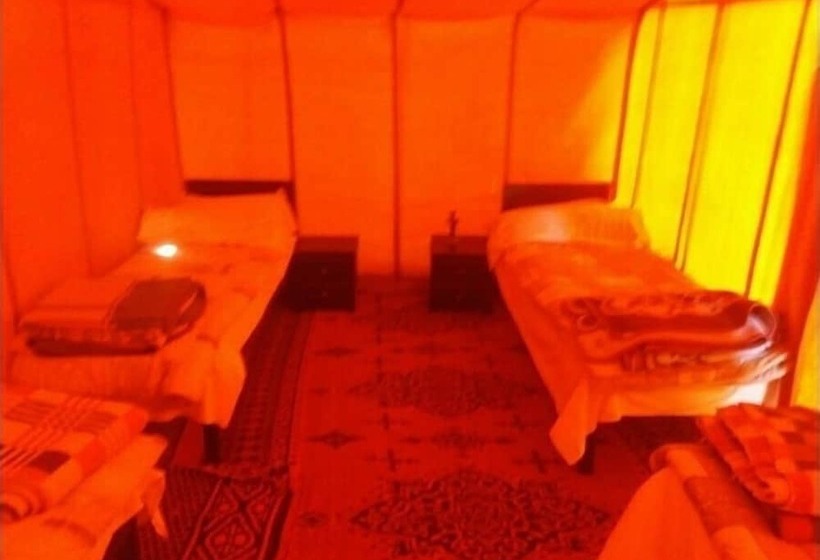 پانسیون Erg Lihoudi Dunes & Bivouac