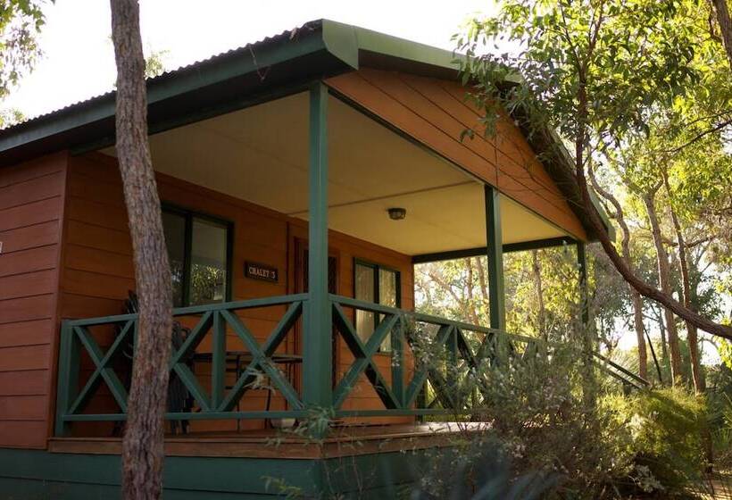 منتجع Gracetown Caravan Park