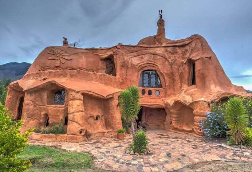 Villa Paraíso   Hostel