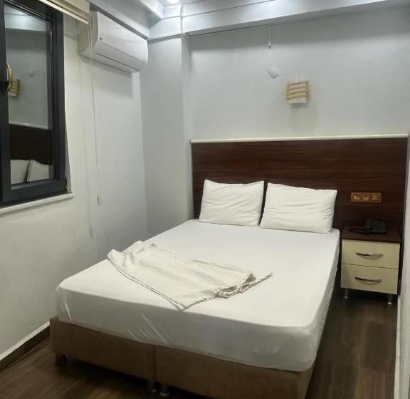 Ada Motel