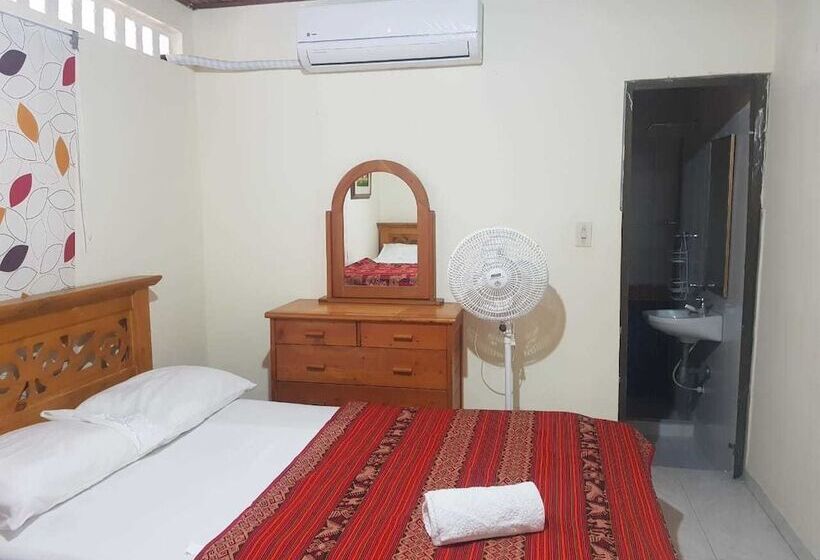 فندق صغير Reisen Hostal