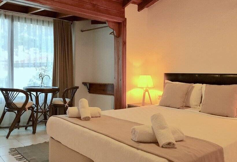 Amigo Apartments