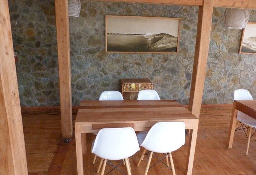 مبيت وإفطار Natural Surf Lodge