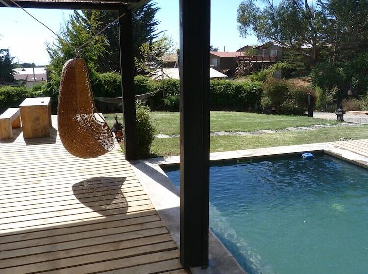 مبيت وإفطار Natural Surf Lodge