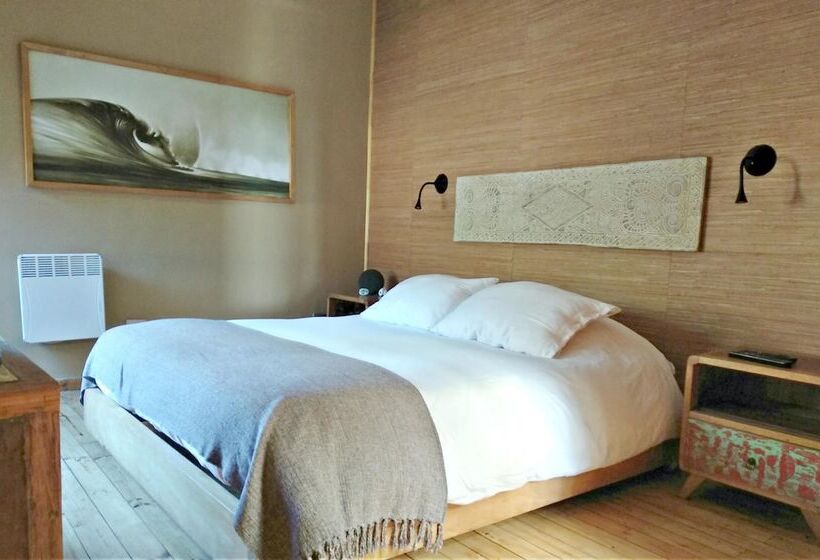 مبيت وإفطار Natural Surf Lodge