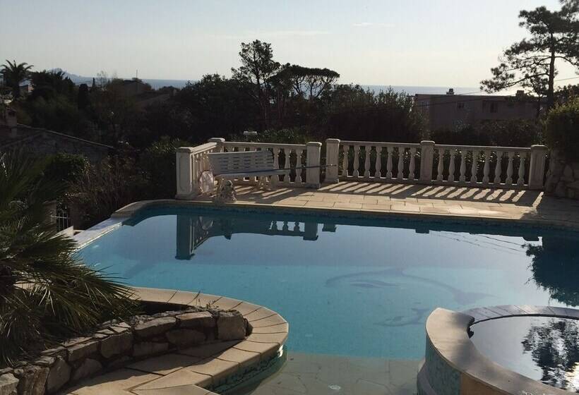 ベッドアンドブレックファースト Villa Manù