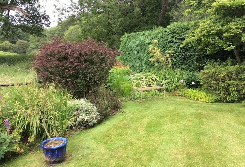 مبيت وإفطار Bridge Cottage