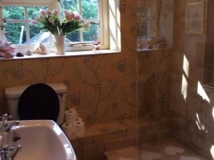 مبيت وإفطار Bridge Cottage