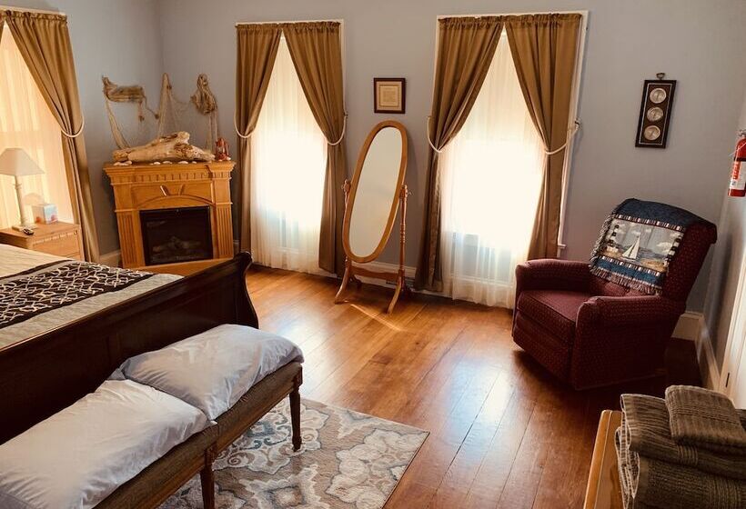 Centennial Inn Bed & Breakfast