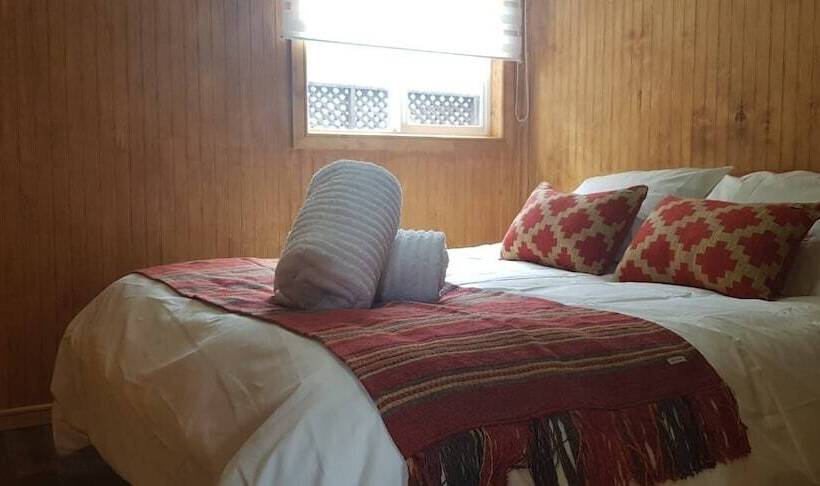 Hostal Lago Cóndor