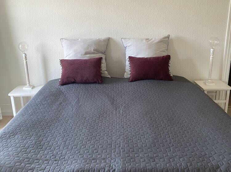 مسافرخانه Sdr. Bjert Kro