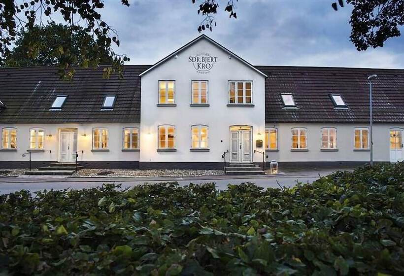 مسافرخانه Sdr. Bjert Kro