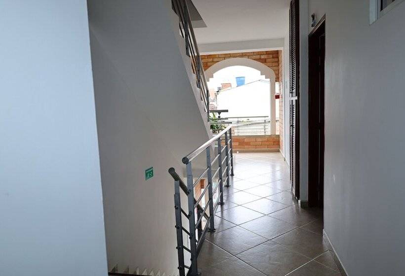 هتل Ayenda Torre 2