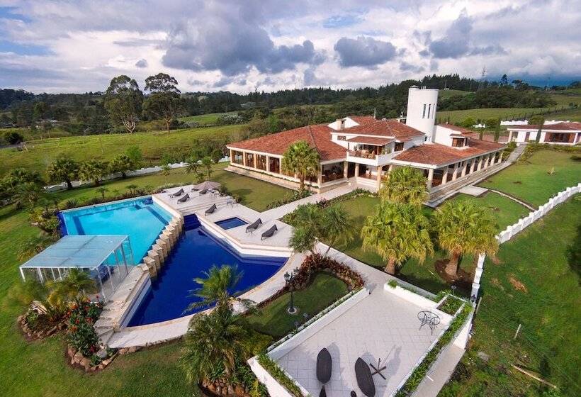 هتل Boutique Casa Caballero