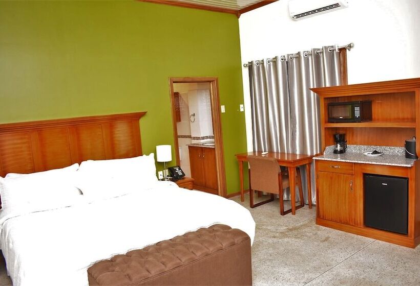 هتل Caribbean Inn