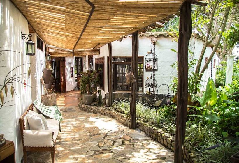 هتل Delirio Campestre