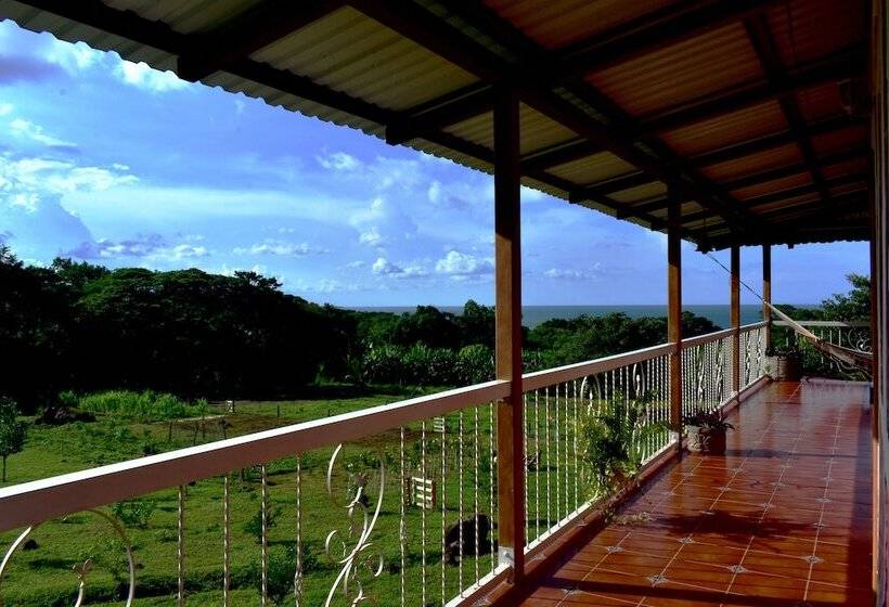 هتل Finca Ometepe