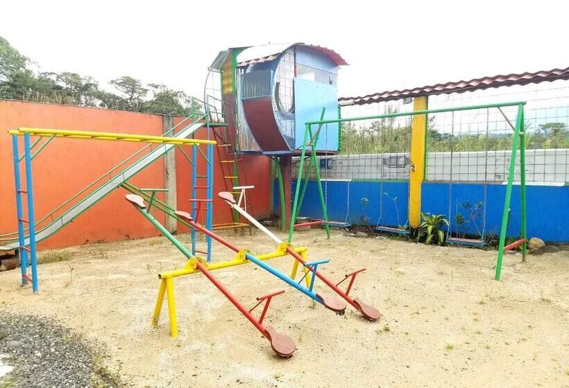 فندق Hospedaje Familiar Valentina