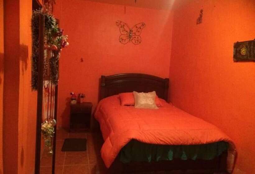 فندق Hospedaje Familiar Valentina