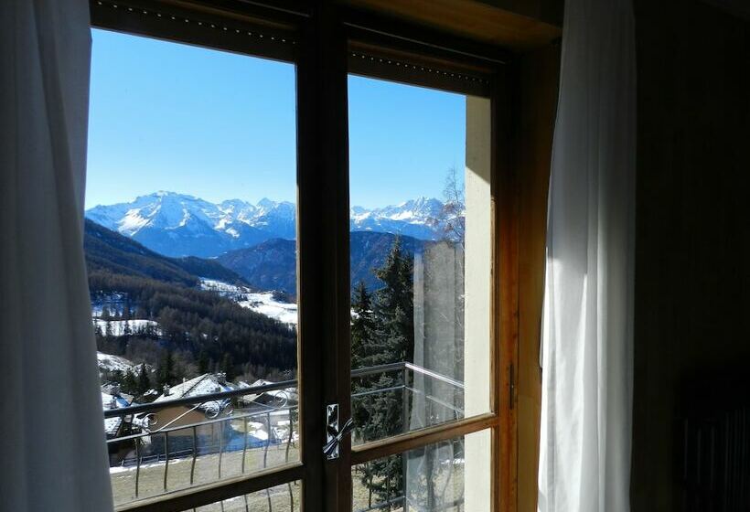 בית מלון כפרי Miravidi