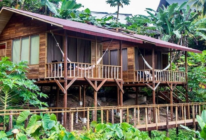 هتل Pacific Lodge